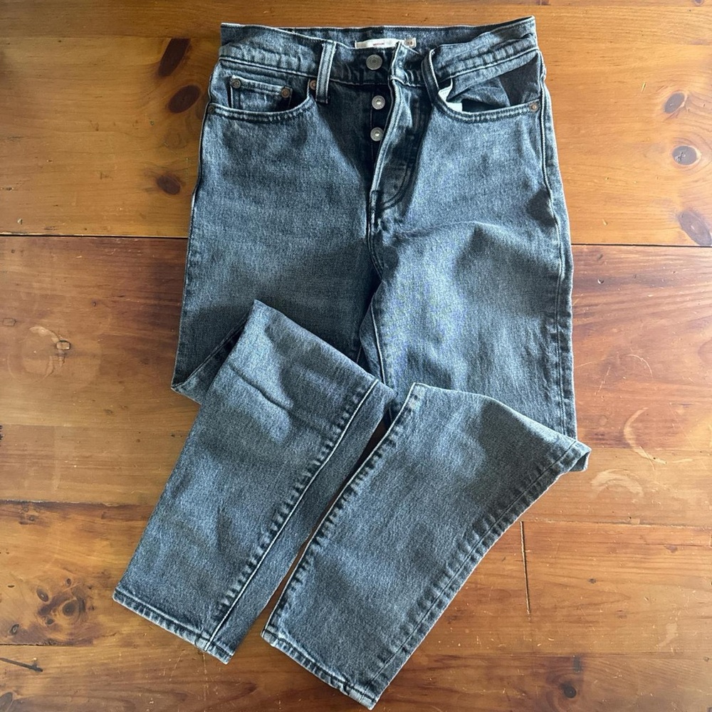 Levi's Gray Straight Leg Women's Jeans